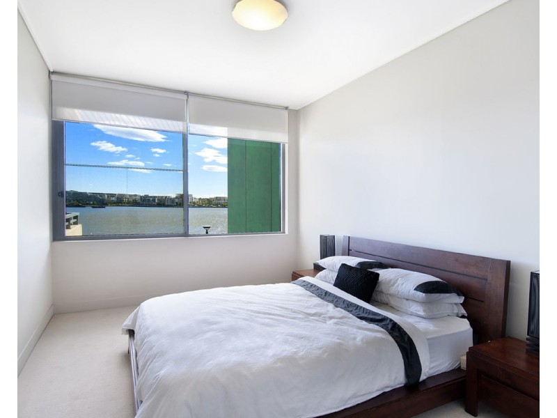 202/17 Jean Wailes Avenue, Rhodes NSW 2138