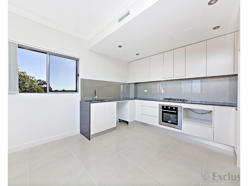8/6 St Annes Street, Ryde NSW 2112