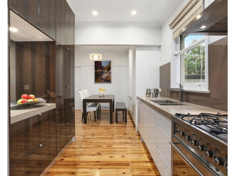 10 Phillip Street, Oatlands NSW 2117