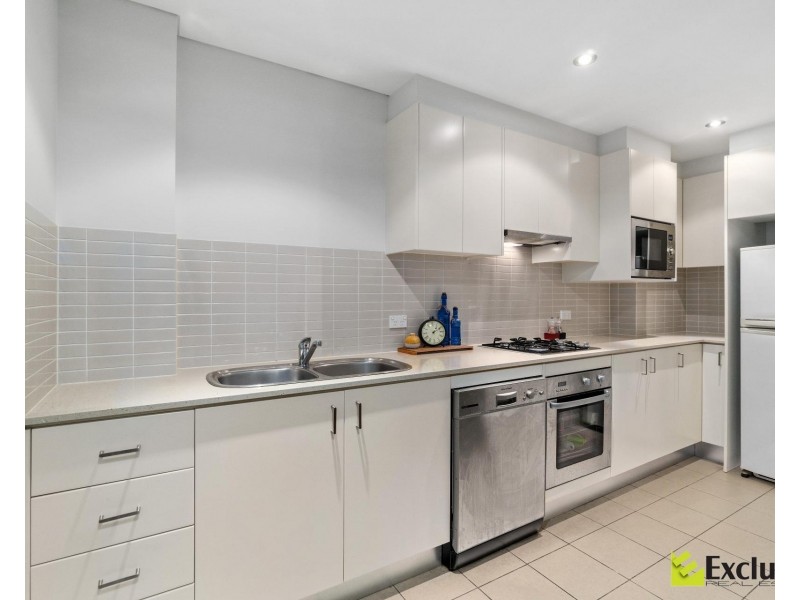 219/21 Hill Road, Wentworth Point NSW 2127