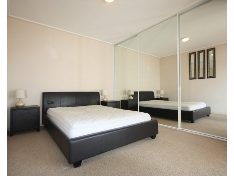 27 Bennelong Road, Wentworth Point NSW 2127