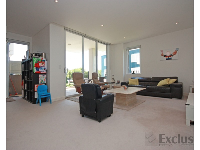 102/38 Peninsula Drive, Breakfast Point NSW 2137