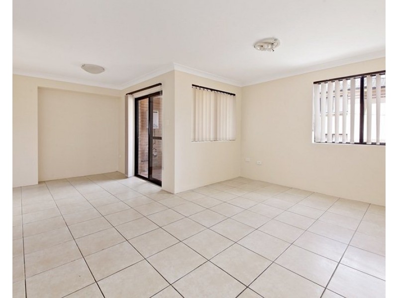 8/29 Kerrs Road, Lidcombe NSW 2141