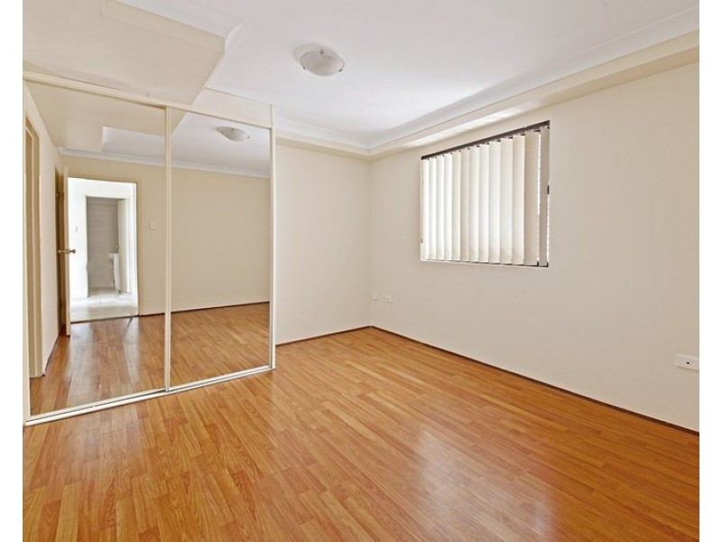 8/29 Kerrs Road, Lidcombe NSW 2141