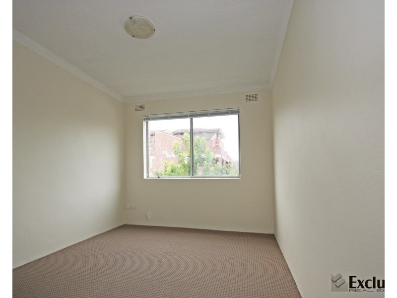 2/48 Burlington Road, Homebush NSW 2140