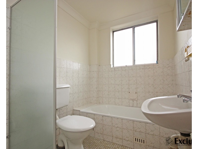 2/48 Burlington Road, Homebush NSW 2140