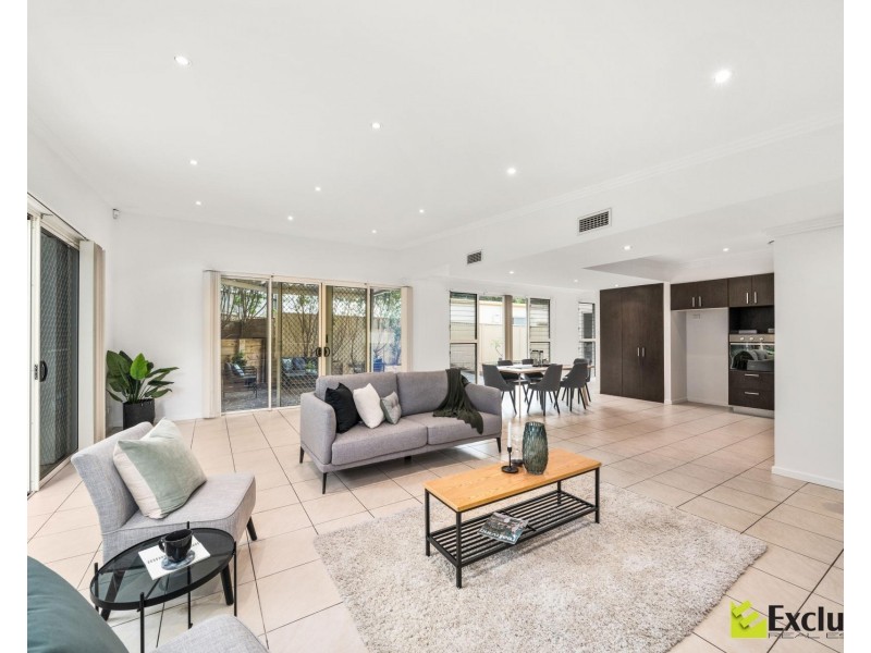 10 Cropley Street, Rhodes NSW 2138