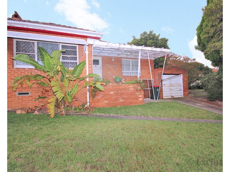 8 Royal Place, Bardwell Park NSW 2207