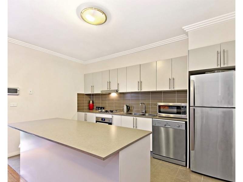 40/100 Kenyons, Merrylands NSW 2160