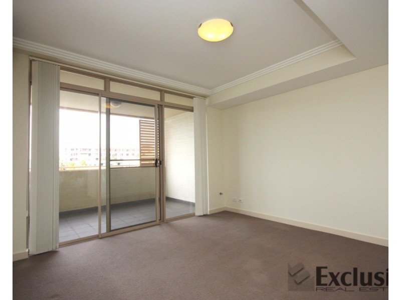 323/4 Stromboli Strait, Wentworth Point NSW 2127