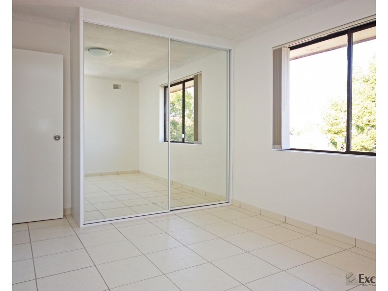 4/75 Harris Street, Fairfield NSW 2165