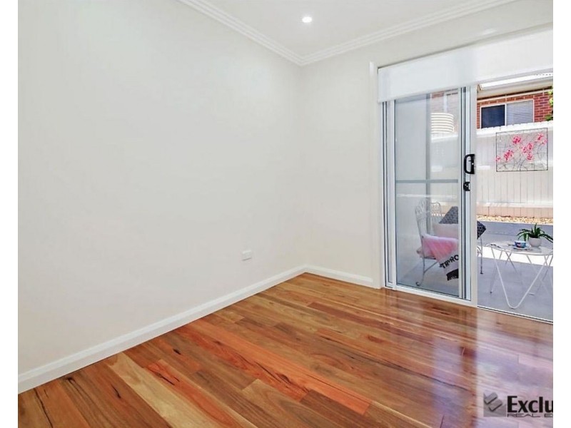 16 Raimonde Road, Eastwood NSW 2122