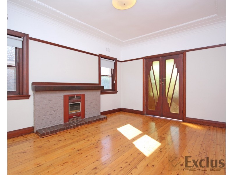 4 Tulloch Avenue, Concord West NSW 2138