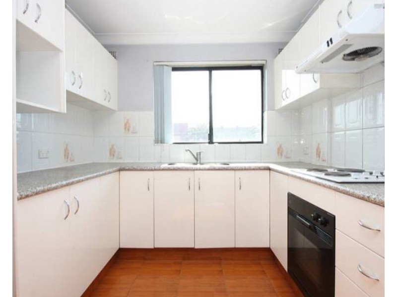 4/18 Vaughan Street, Lidcombe NSW 2141
