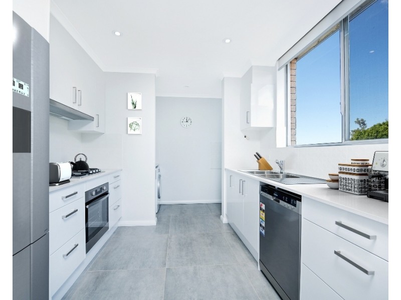 9/13 Bortfield Drive, Chiswick NSW 2046