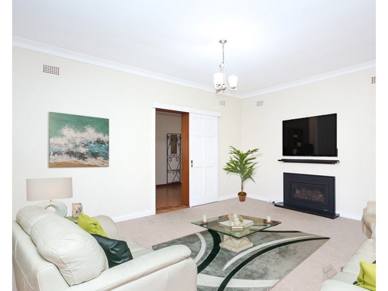 26 Sluman Street, Denistone West NSW 2114