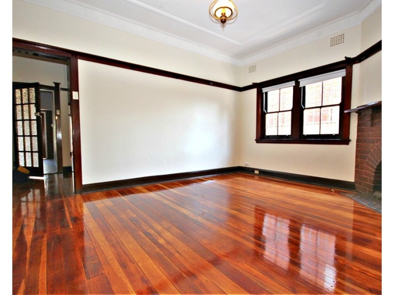 19 Grosvenor Crescent, Summer Hill NSW 2130