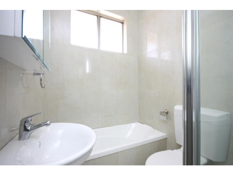 114-116 The Crescent, Homebush West NSW 2140