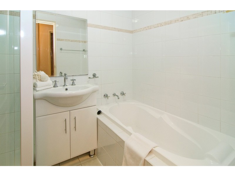 19 Eastbourne Road, Homebush West NSW 2140