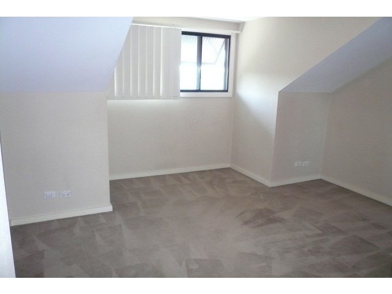 19 Eastbourne Road, Homebush West NSW 2140
