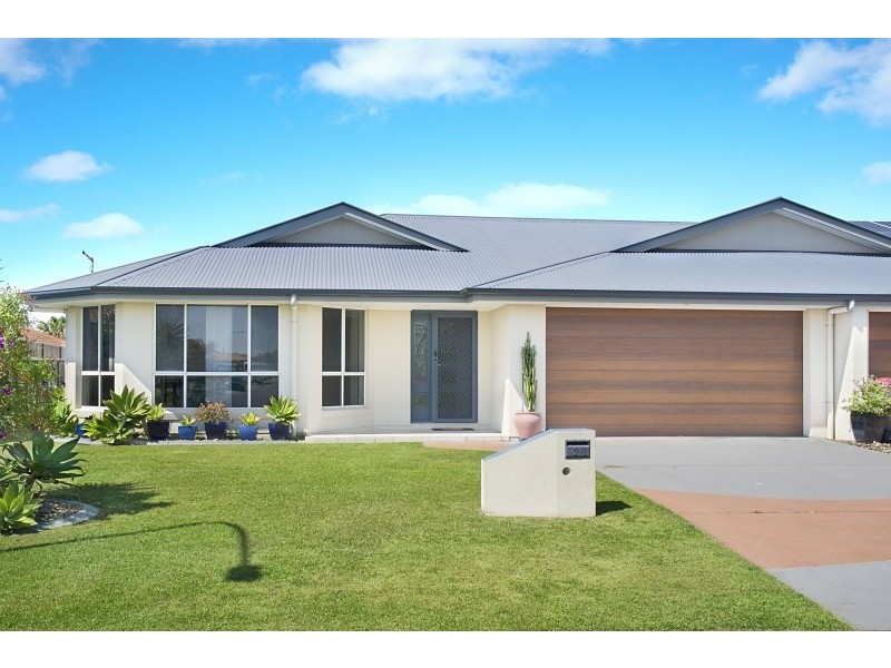 2/1 Palm Place, Evans Head NSW 2473