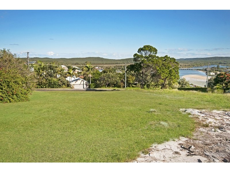 18 Pacific Crescent, Evans Head NSW 2473