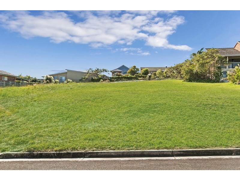 18 Pacific Crescent, Evans Head NSW 2473