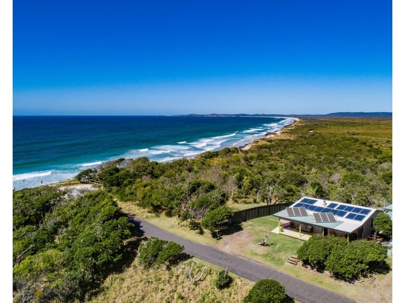 2 Sea View Crescent, Broadwater NSW 2472