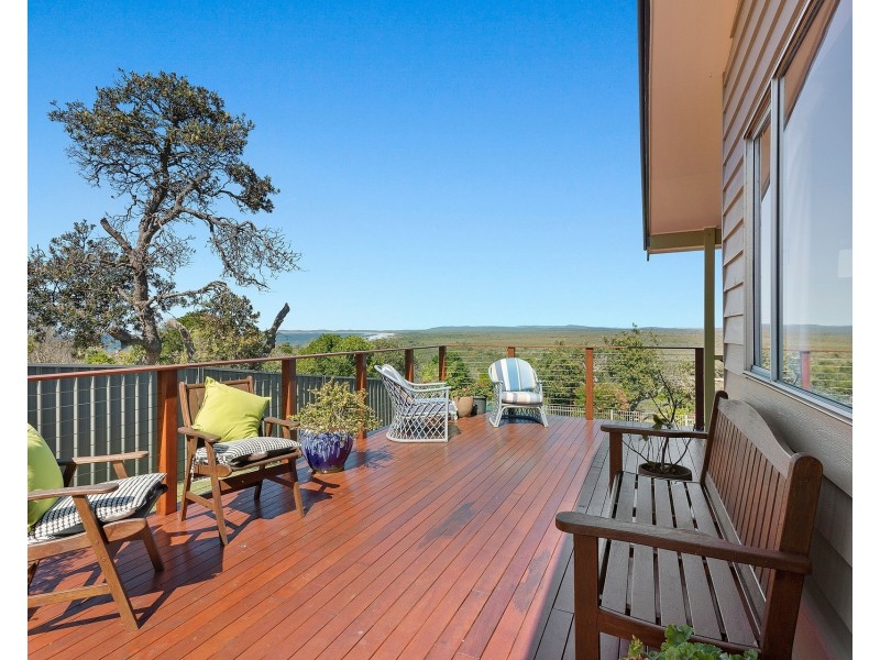 2 Sea View Crescent, Broadwater NSW 2472