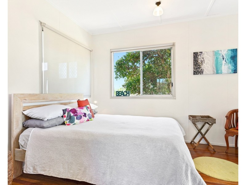2 Sea View Crescent, Broadwater NSW 2472