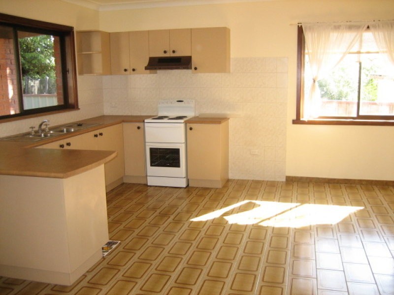 31B Chamberlain Avenue, Caringbah NSW 2229