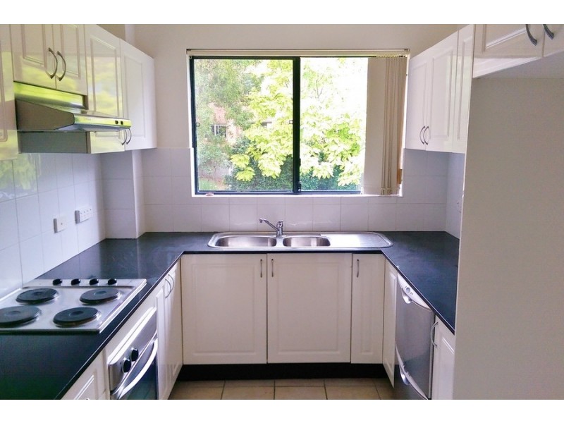 8/13-17 Cook Street, Sutherland NSW 2232