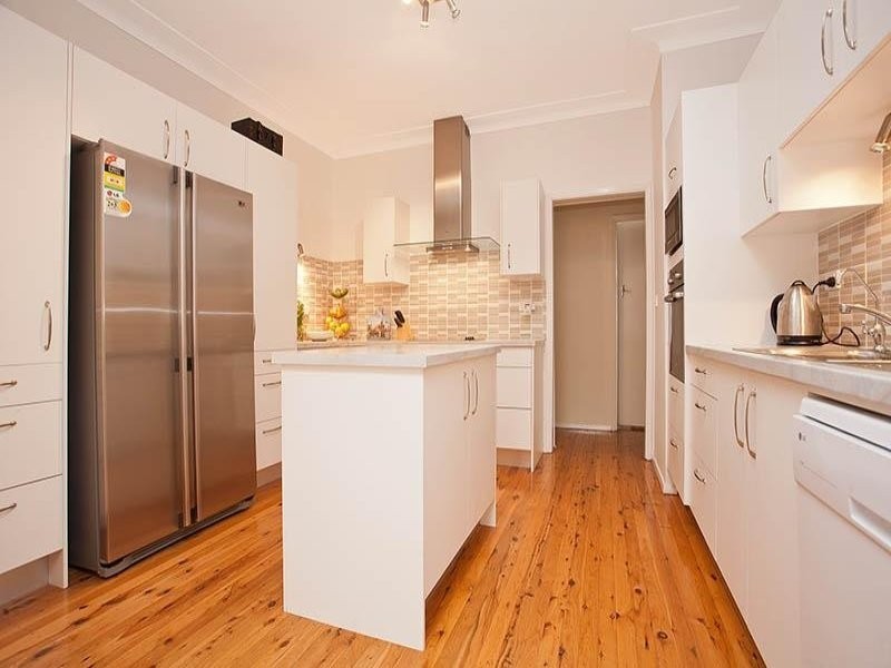 113 Waratah Street, Kirrawee NSW 2232