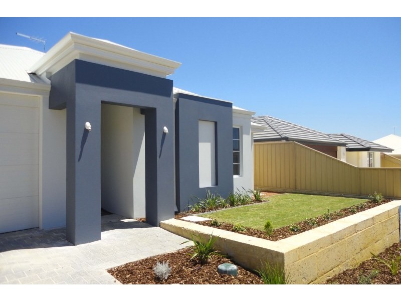 22 Apium Mews, Munster WA 6166