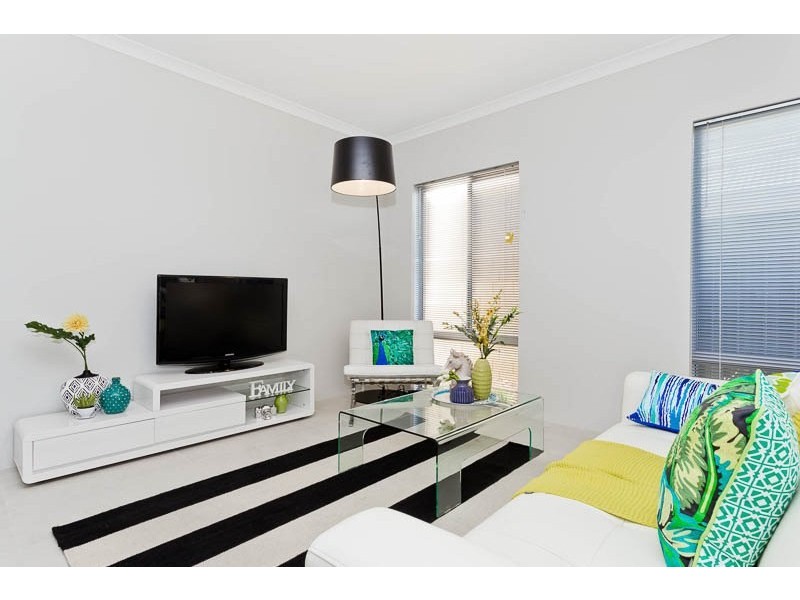 Unit 2/46 Goundrey Drive, Pearsall WA 6065