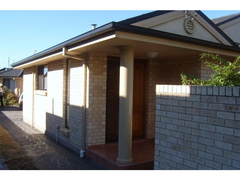 21A Gladstone Avenue, Wollongong NSW 2500