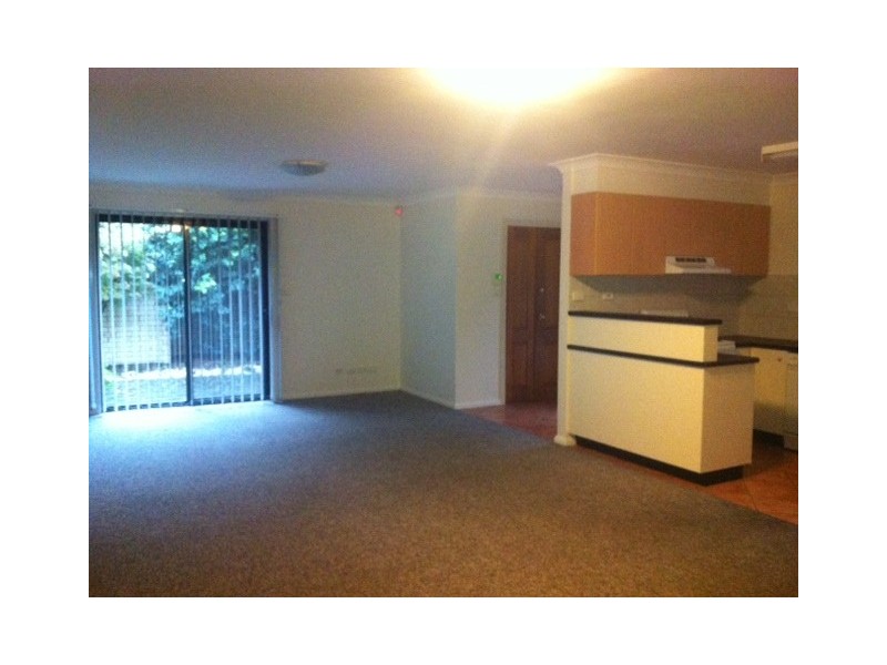 21A Gladstone Avenue, Wollongong NSW 2500
