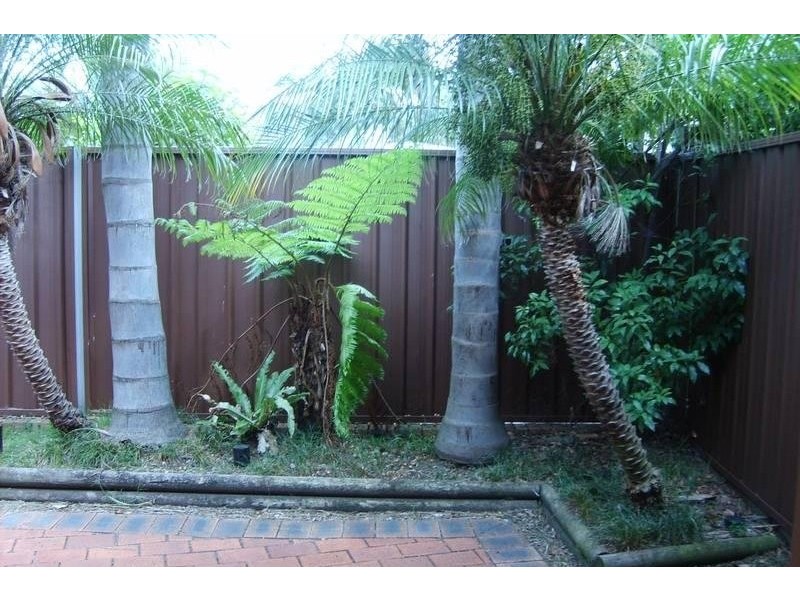 3/9-11 Bruce Road, Fernhill NSW 2519