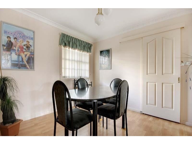 19 Paltara Place, Cordeaux Heights NSW 2526