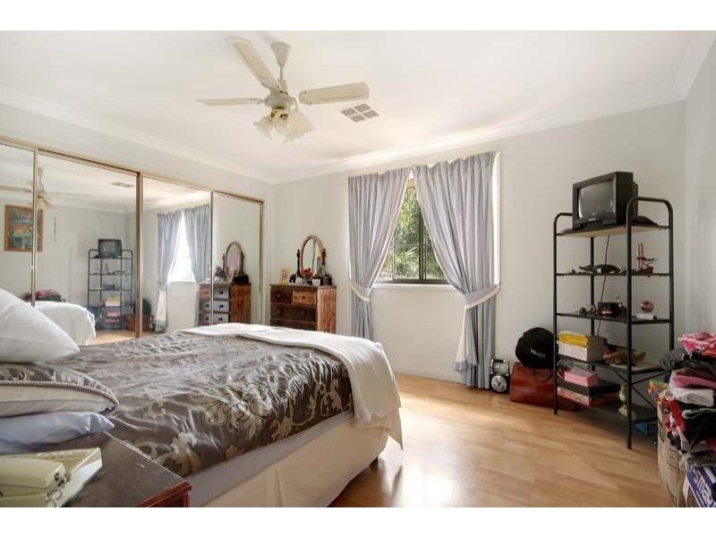 19 Paltara Place, Cordeaux Heights NSW 2526
