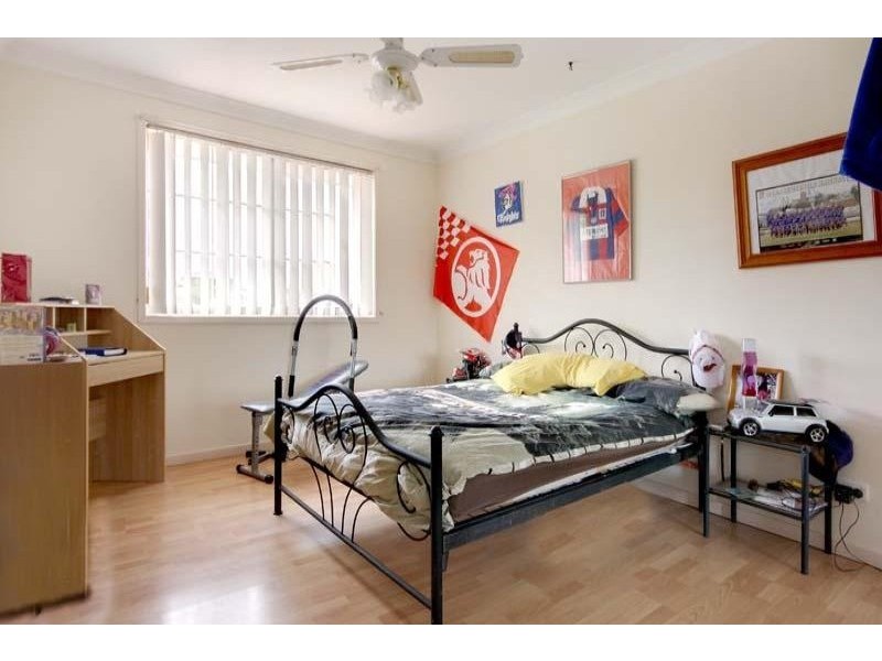 19 Paltara Place, Cordeaux Heights NSW 2526