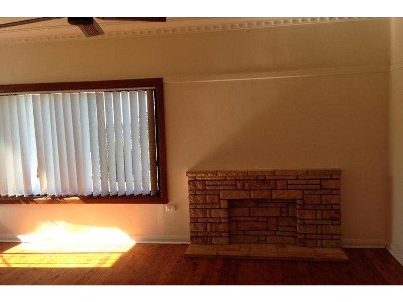 71 Illawarra Street, Port Kembla NSW 2505