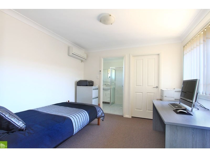 2/2-6 Henry Fry Place, Woonona NSW 2517