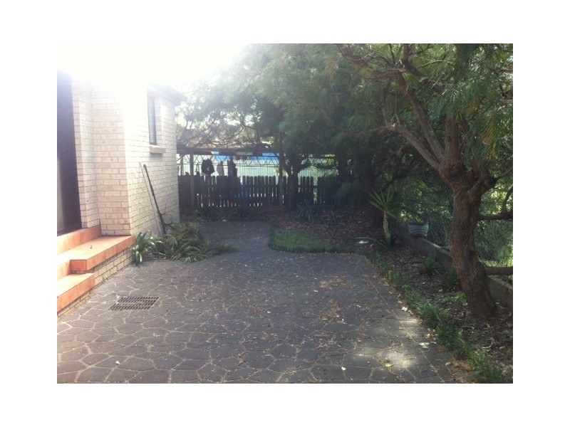 21B Gladstone Avenue, Wollongong NSW 2500