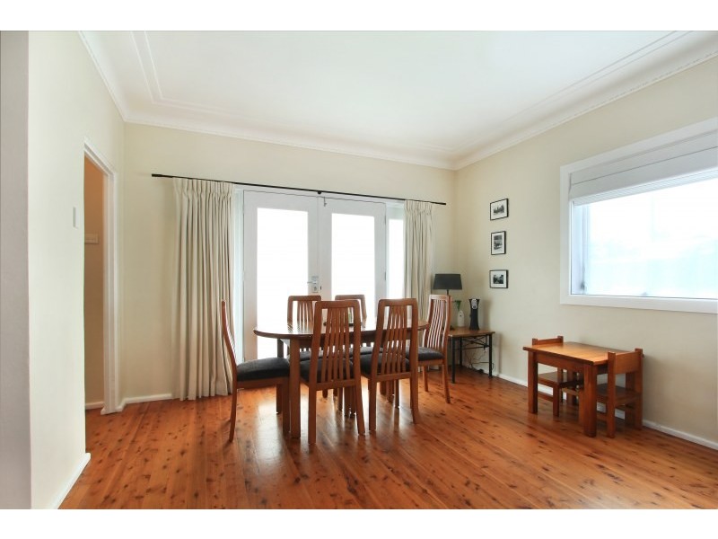 17 Angel Street, Corrimal NSW 2518