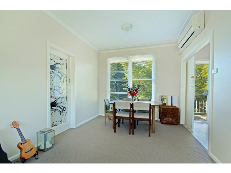 102 Dumfries Avenue, Mount Ousley NSW 2519