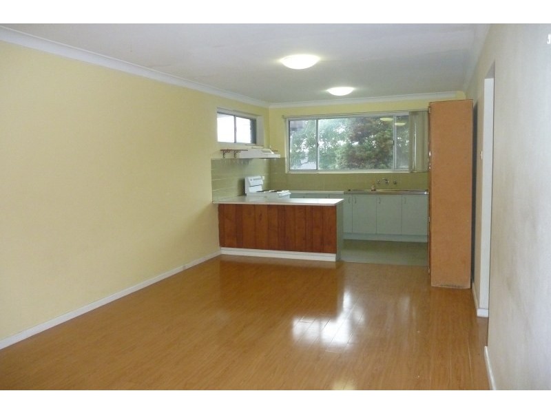 10/148 Auburn Street, Coniston NSW 2500
