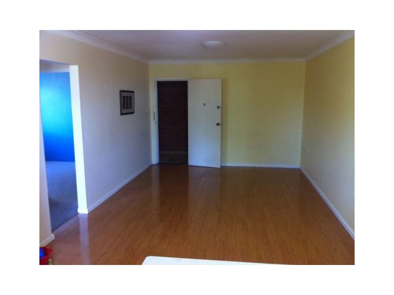 10/148 Auburn Street, Coniston NSW 2500