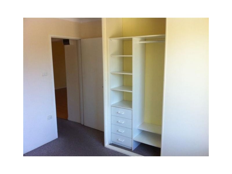10/148 Auburn Street, Coniston NSW 2500