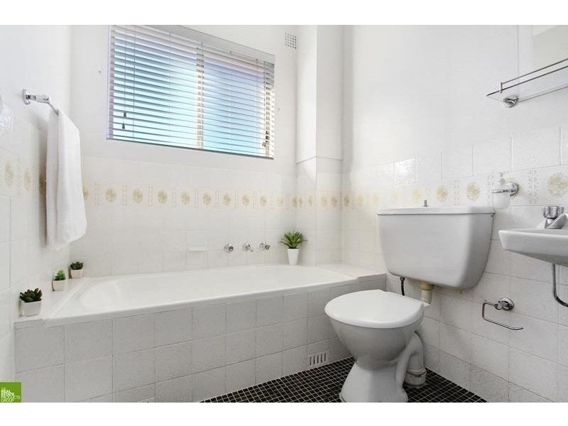 11/6 Mackie Street, Coniston NSW 2500